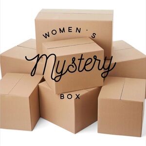Multiples Women's Surprise Box tons of great finds 25 items
